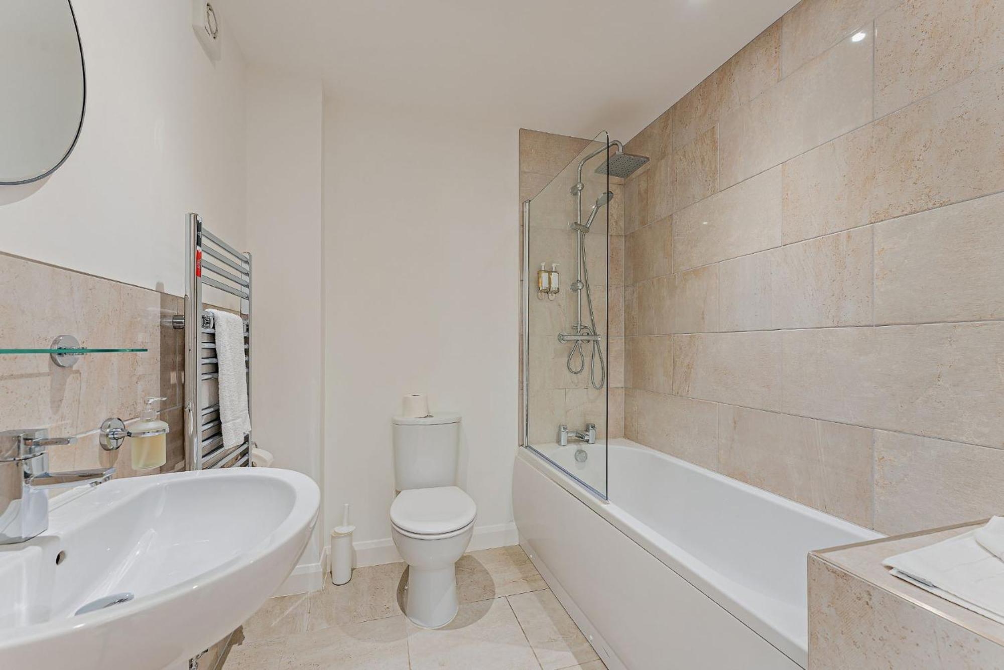 2 Bed Ground Floor Apartment - 11 Plas Pistyll Bagian luar foto